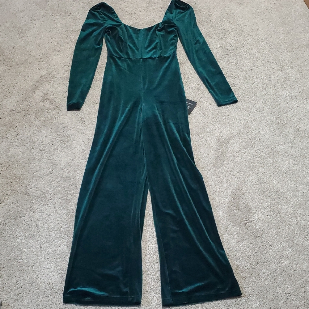 NWT Lulu's Teal Green Velvet Jumpsuit. Low Back, Beautiful. Medium